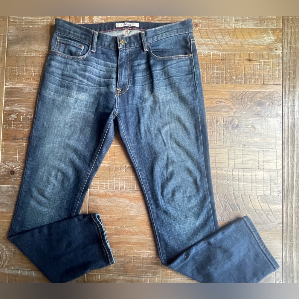 Tommy Hilfiger men’s blue jeans 33/32